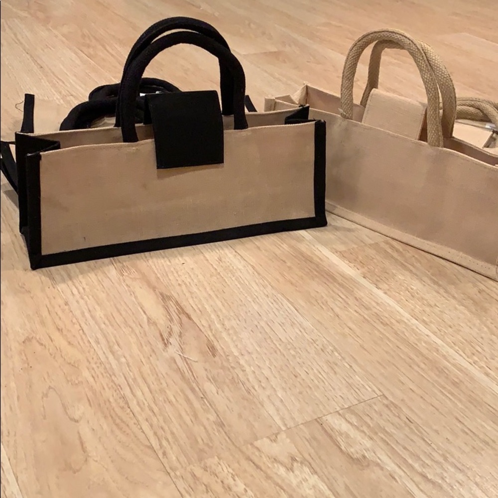 Wine bottle gift bags